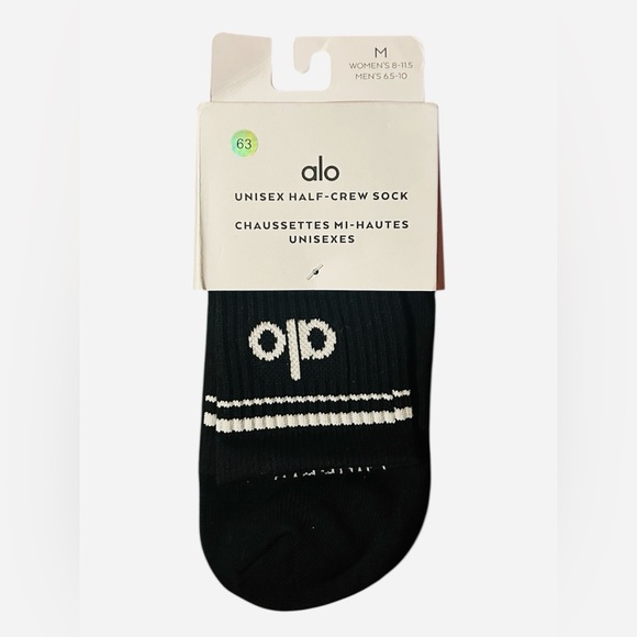 ALO Yoga Accessories - ALO Yoga Black Performance Crew Socks